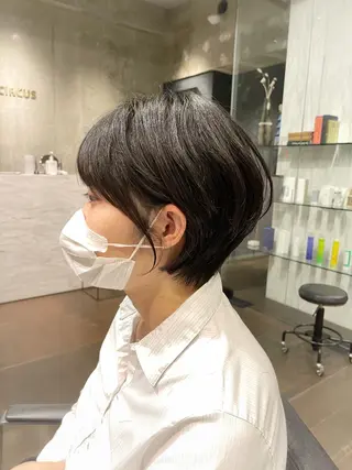 ショート レイヤー特化/小顔顔 周り/セノ/表参道のヘアスタイル