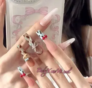 ネイル Oomiya 服部のネイルデザイン