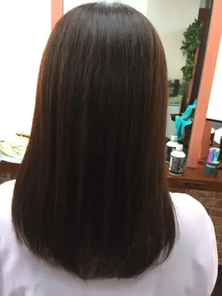 セミロング カラー パーマ 桧山 真のヘアスタイル