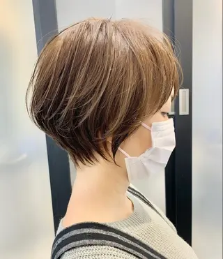 ショート カラー ⭐️小顔ショート⭐️ 大鷲拓海のヘアスタイル