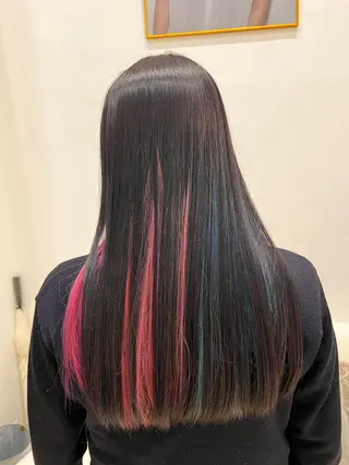 セミロング カラー パーマ ヘアアレンジ メンズ キッズ ネイル マツエク・マツパ アイブロウ 堀井 凌平のヘアスタイル