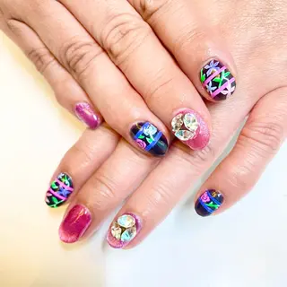 ネイル Kira-ra所属・Kira-ra💎 KIRARIのネイルデザイン