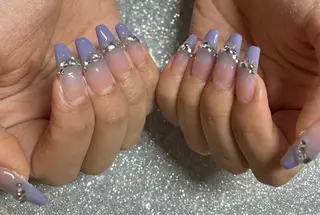 ネイル VIERU 🌈🎀💖のネイルデザイン