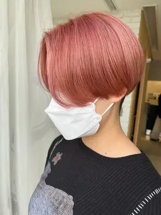 ショート u n aのヘアスタイル