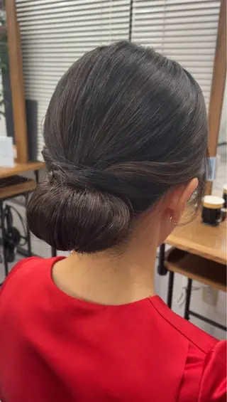 セミロング OGAWA HIROKIのヘアスタイル