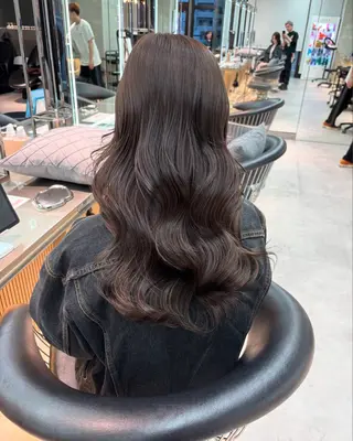 セミロング カラー 【美髪矯正】 吉村　清志のヘアスタイル