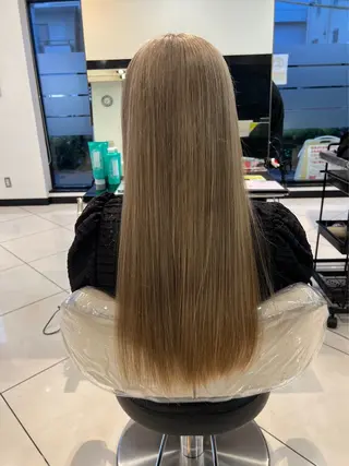 ロング 稲垣 舜典のヘアスタイル