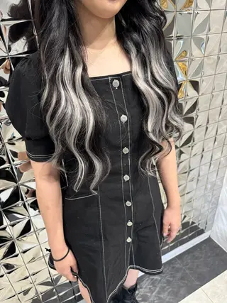 ロング Lovestasy 京都河原町店のヘアスタイル