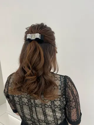 ロング ヘアアレンジ CARELLY 流山おおたかの森所属・CARELLY Rukaのマツエク・マツパデザイン