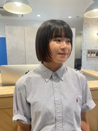 ショート ofF élua所属・🌵ボブ/切りっぱな し/ショート藤長芽生のヘアスタイル