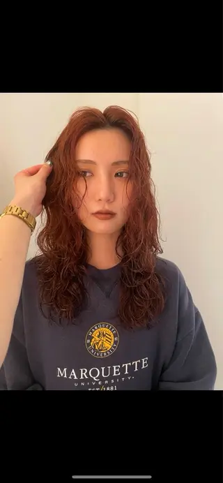 ロング 朝倉 まほろのヘアスタイル