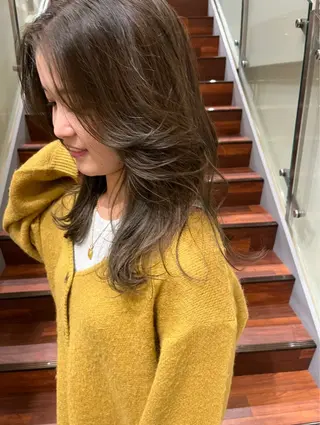 ミディアム ｼｮｰﾄｶｯﾄ 梅田 山下　すみれのヘアスタイル