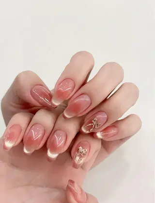 ネイル Lyna 池袋のネイルデザイン