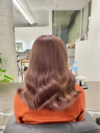 ロング Welring hair salon所属・Runa/大人 かわいいハイトーンのヘアスタイル