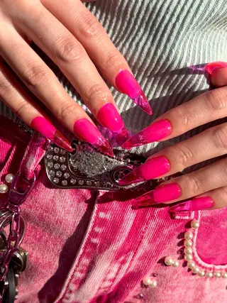 ネイル PINS16✴︎ 原宿ネイリストumiのネイルデザイン