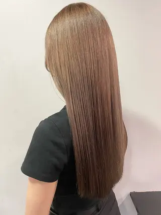 カラー Ms.CHARM【ミズチャーム】所属・韓国/レイヤーカット 顔周り/廣瀬達哉のヘアスタイル