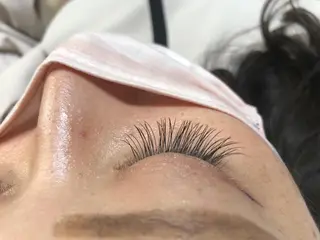 マツエク・マツパ 伊藤名紬 マツエク専門のマツエク・マツパデザイン