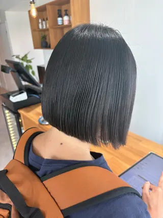 ショート aina / n.w.hのヘアスタイル