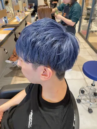 ショート カラー 寺田 翔のヘアスタイル