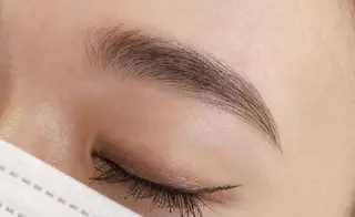 アイブロウ Chelien下赤塚所属・❤︎ M❤︎のマツエク・マツパデザイン