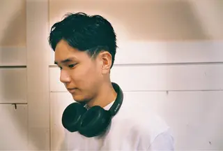 メンズ 足立 悠輔のヘアスタイル