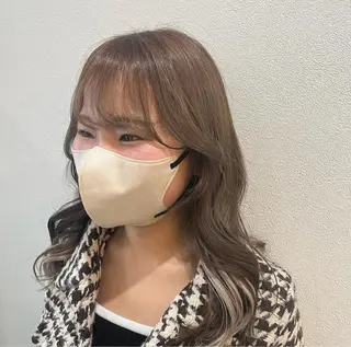 ミディアム カラー ヘアアレンジ 🐈‍⬛ララモアナ yuri🐈‍⬛のマツエク・マツパデザイン