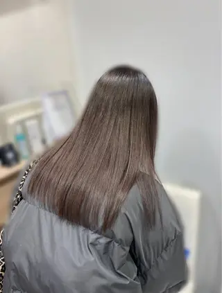 ロング 透明感カラー🫧 aika🐈のヘアスタイル