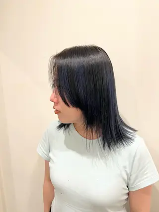 ミディアム カラー 内沼 恵留菜のヘアスタイル