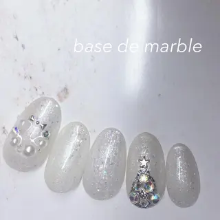 ネイル オモルフィ所属・カラーリスト marumoのヘアスタイル