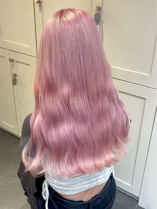 カラー 🫧ミルクティー ブリーチRIKU🫧のヘアスタイル