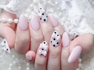 ネイル 🎀まゆ 🪽🐾のネイルデザイン