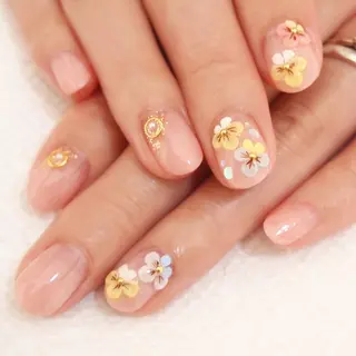 ネイル 山田 麻衣のネイルデザイン