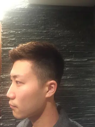 ショート メンズ 【24時まで営業✨】 吉本　成樹のヘアスタイル