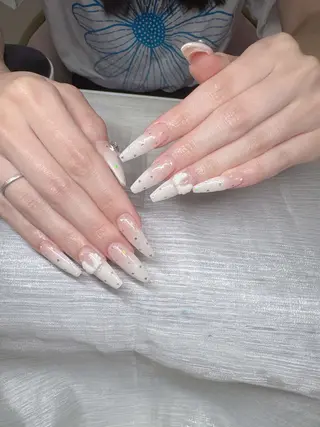 ネイル Lee Nailsのネイルデザイン