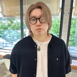 ショート カラー メンズ mellow所属・顔周りデザイン/ ハイトーン/多田悠馬のヘアスタイル