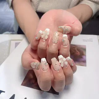 ネイル D.d Nail Moeのネイルデザイン