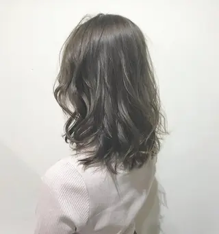 ミディアム カラー ヘアアレンジ 髪質改善period.所属・いしかわまい🎀 髪質改善特価サロンのヘアスタイル