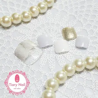 ネイル tiarynail K Kのネイルデザイン