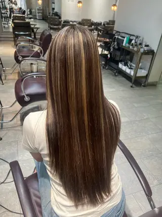 ロング カラー Lani5710所属・🎀ハイトーン・艶 カラー HANA🎀のヘアスタイル