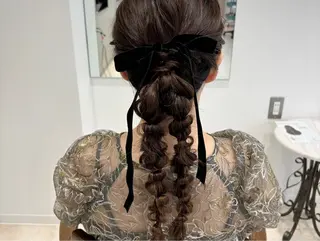 ロング ヘアアレンジ ユウキ .のヘアスタイル