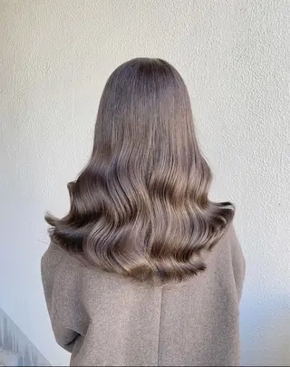 カラー 透明感ベージュ🤎 ナチュラルレイヤーのヘアスタイル