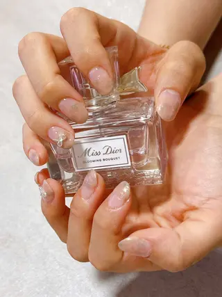 ネイル Rencontre所属・Rencontre 四谷三丁目韓国ネイルのネイルデザイン