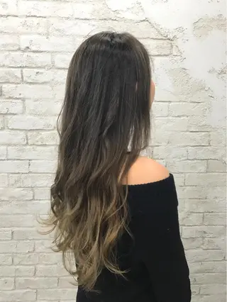 ロング カラー パーマ ヘアアレンジ 韓国ヘア✨グレージュ カラーasamiのヘアスタイル