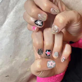 ネイル フリーランス¨̮⃝ ネイリストOKADAのネイルデザイン