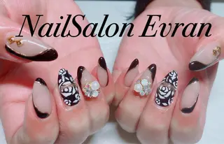 ネイル Nail salon Evranのネイルデザイン