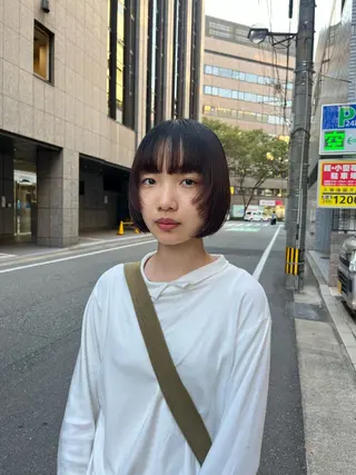 ショート こまつばらみお/レイ ヤー/ダブルカラーのヘアスタイル