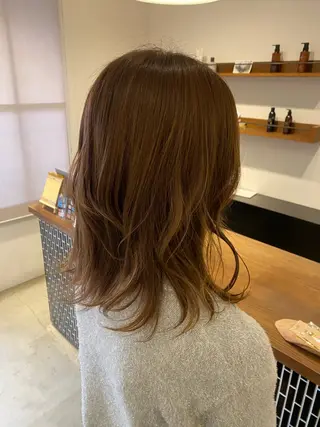 カラー dress nanamiのヘアスタイル
