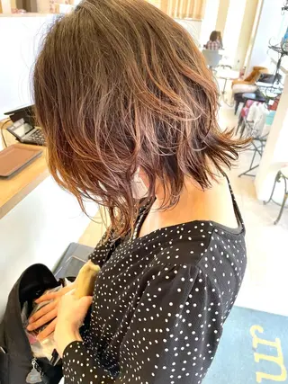 ミディアム パーマ 安田 美由紀のヘアスタイル