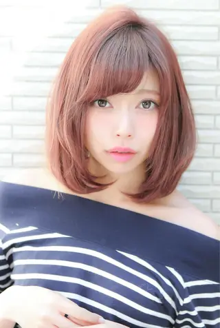 ミディアム カラー イズ ミのヘアスタイル