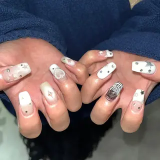 ネイル MAO ‪☆ 個性派 🪽のネイルデザイン